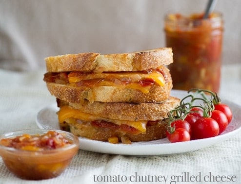 onion tomato-chutney grilled sandwich