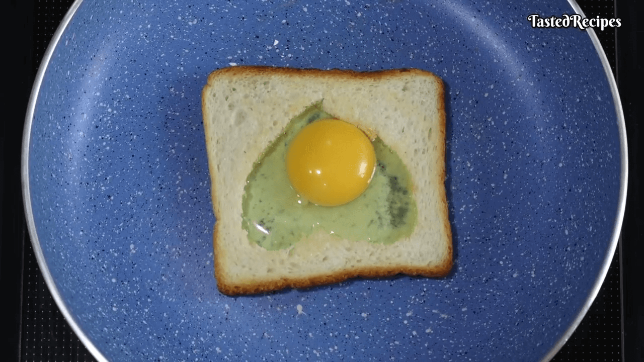 Egg In A Hole step-2