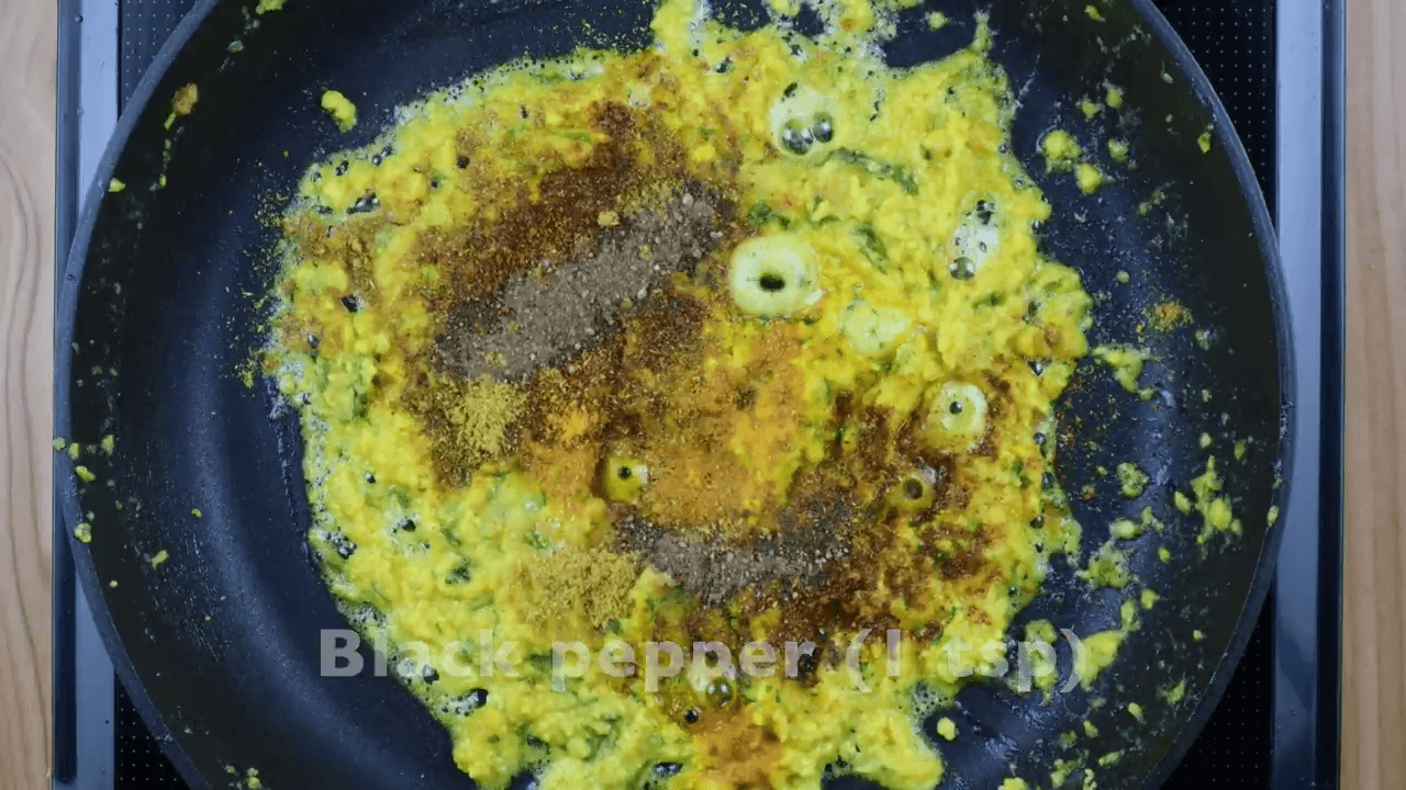 Egg Ravaiya Curry step-3