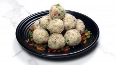 coconut laddu