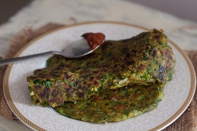 Spinach Thalipeeth