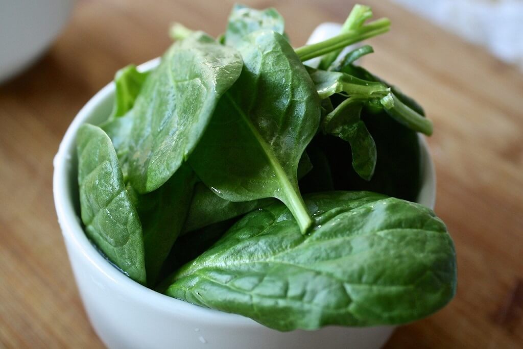 Spinach / पालक : Benefits and Side Effects - Tasted Recipes