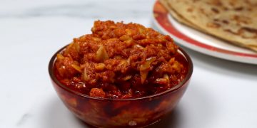 Garlic Chutney Recipe (No Preservative & Natural Color) - Tasted Recipes