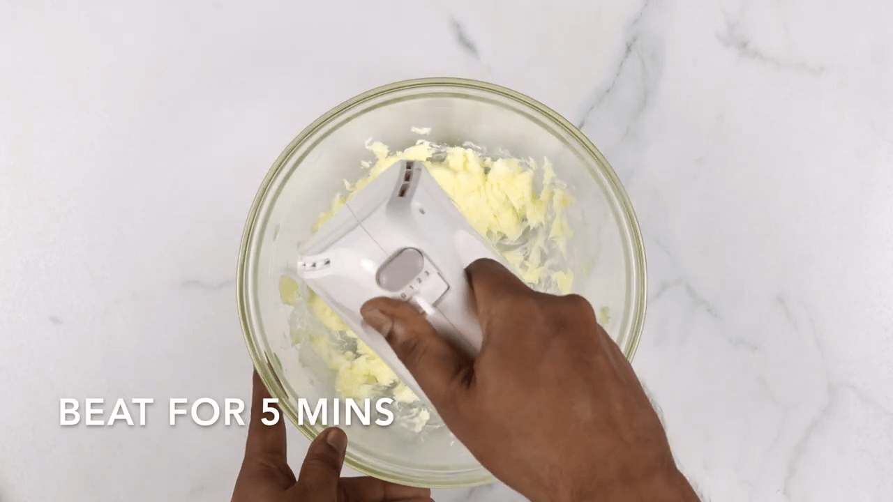 How to Make Eggless Whipped Cream at Home step-1
