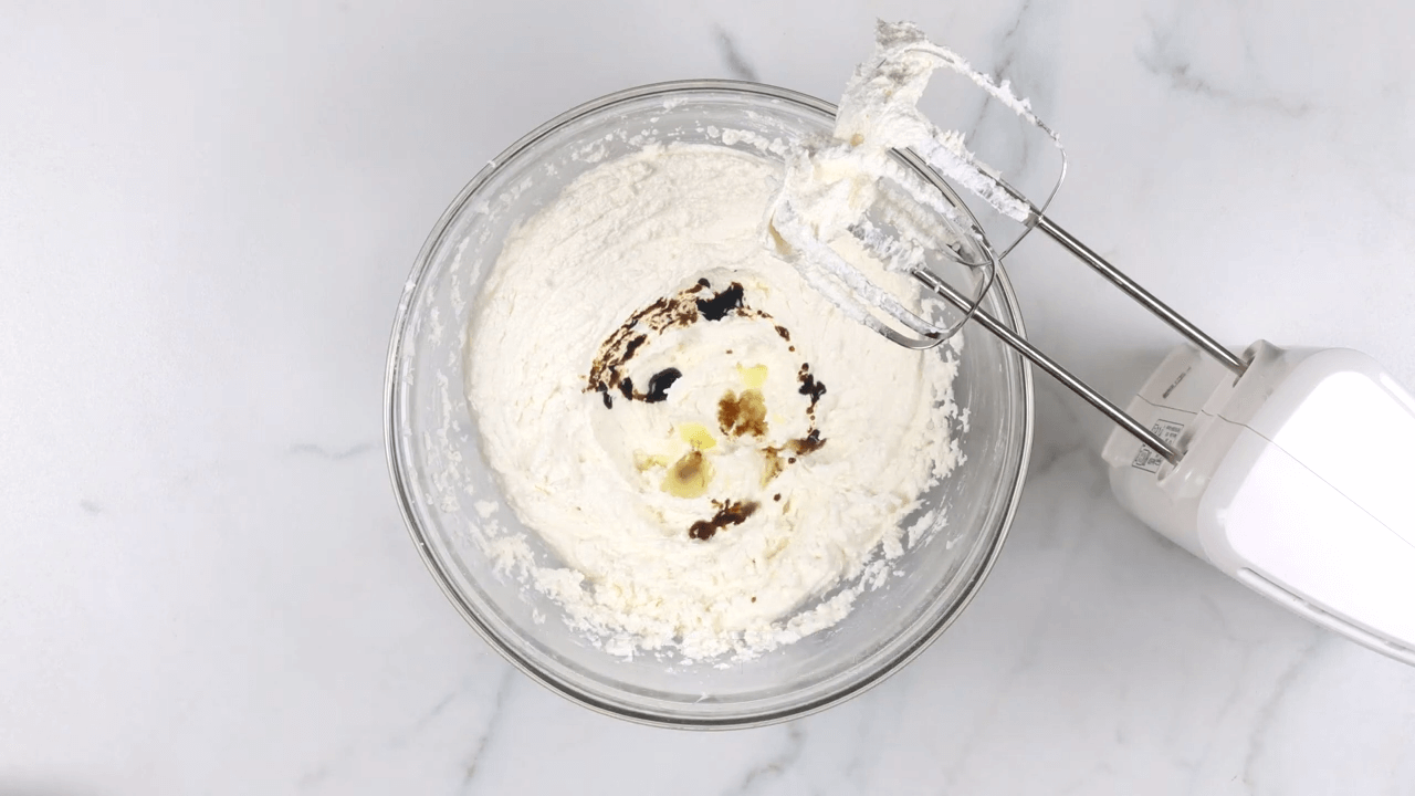 How to Make Eggless Whipped Cream at Home step-3