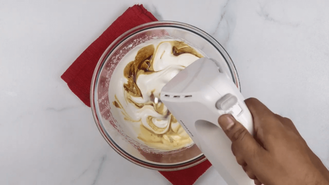 Whipped Cream at Home Using Egg White step-4