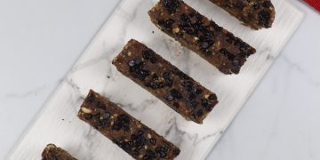 Peanut Choco-Chips Bars Without Cooking