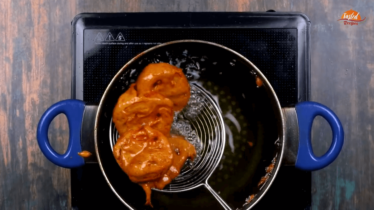 Tomato Bhajiya step-3