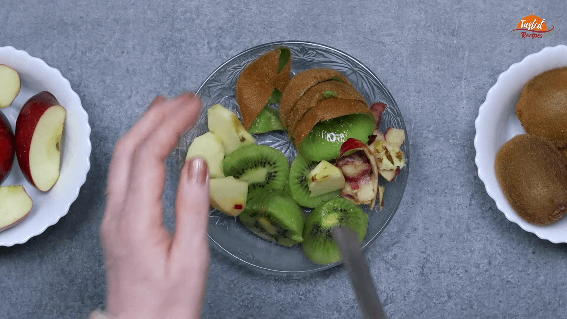 Kiwi apple smoothie step-1