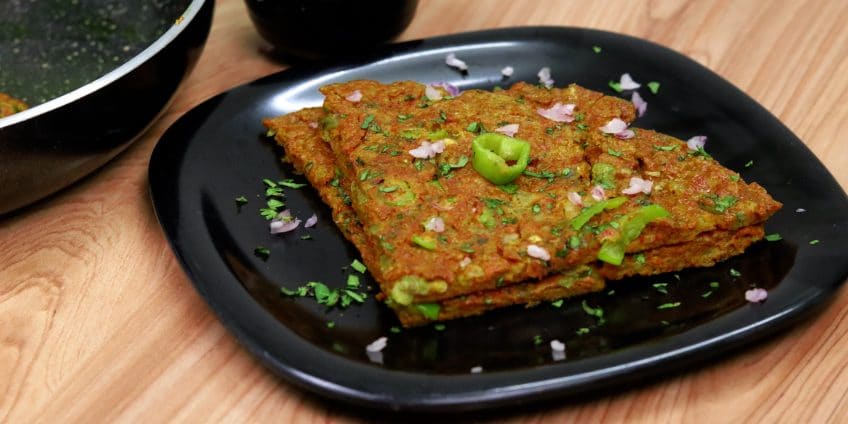 Indian Masala Egg Omellete With Red Chilli Powder